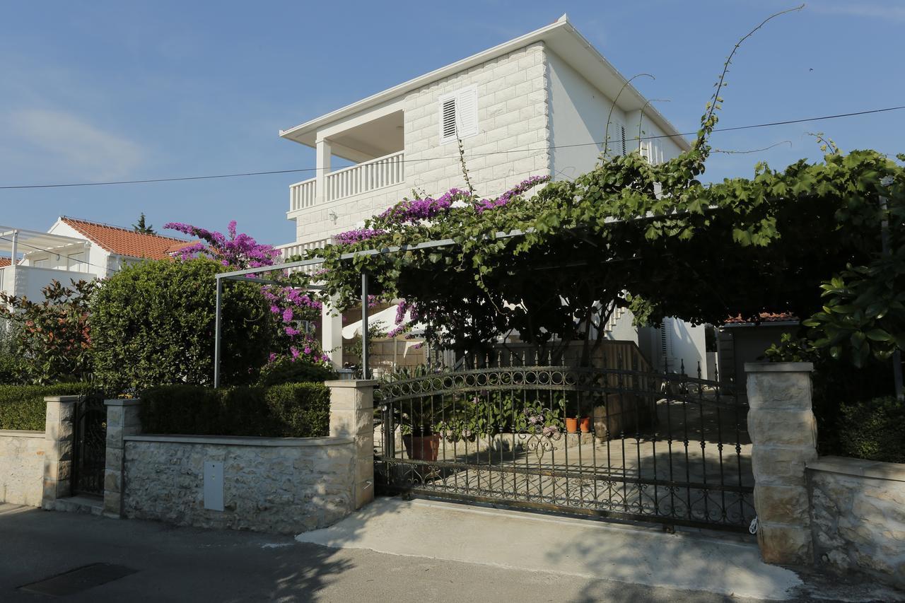 Apartments Marino San Pietro di Brazza Esterno foto